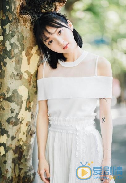 强东玥气质写真 强东玥高清写真_强东玥高清剧照