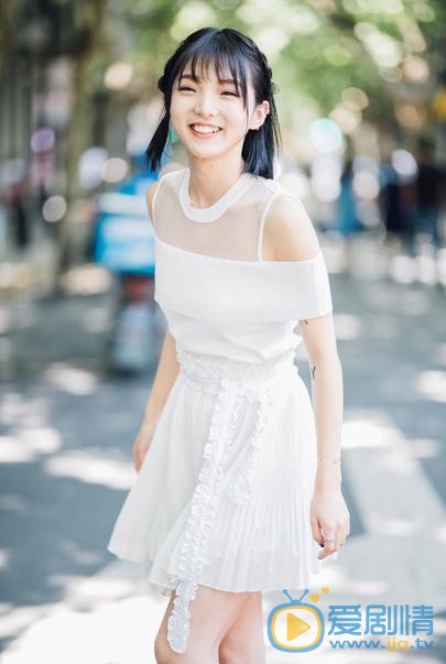 强东玥气质写真 强东玥高清写真_强东玥高清剧照