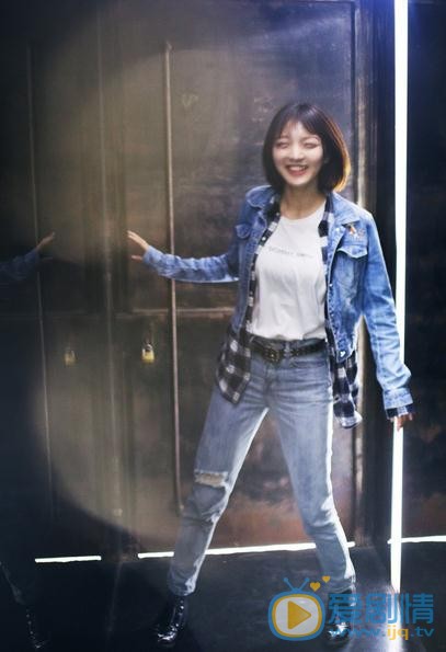 强东玥街拍写真 强东玥高清写真_强东玥高清剧照