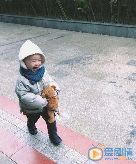 赵荀家人照 赵荀高清写真_赵荀高清剧照