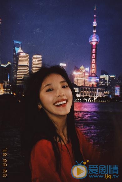 章若楠夜色写真 章若楠高清写真_章若楠高清剧照