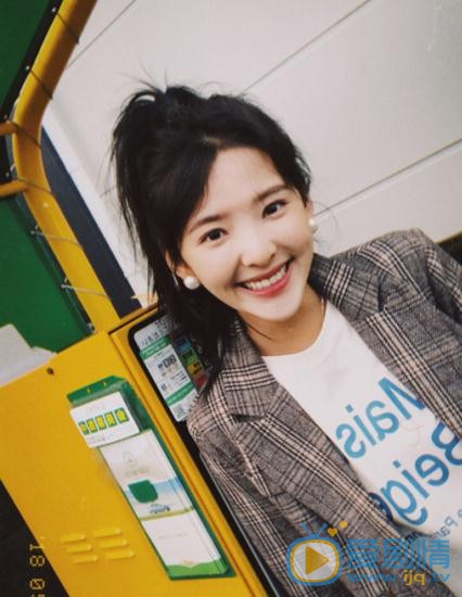 章若楠牛仔写真 章若楠高清写真_章若楠高清剧照