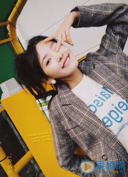 章若楠牛仔写真 章若楠高清写真_章若楠高清剧照