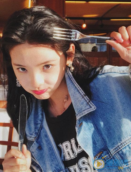 章若楠牛仔写真 章若楠高清写真_章若楠高清剧照