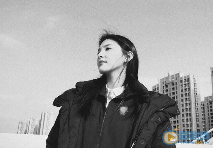 章若楠街拍写真 章若楠高清写真_章若楠高清剧照