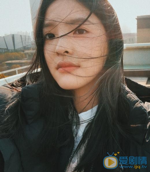 章若楠生活照 章若楠高清写真_章若楠高清剧照