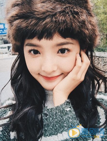 章若楠街拍写真 章若楠高清写真_章若楠高清剧照