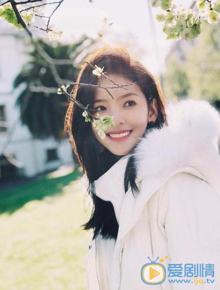 章若楠街拍写真 章若楠高清写真_章若楠高清剧照