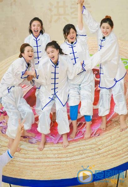 文吉儿《我们来了2》节目照 文吉儿高清写真_文吉儿高清剧照