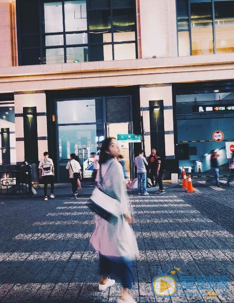文吉儿随性写真 文吉儿高清写真_文吉儿高清剧照