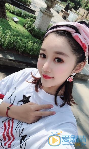 文吉儿生活照 文吉儿高清写真_文吉儿高清剧照