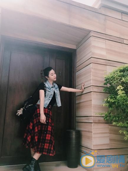 文吉儿可爱照 文吉儿高清写真_文吉儿高清剧照