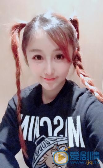 文吉儿可爱照 文吉儿高清写真_文吉儿高清剧照