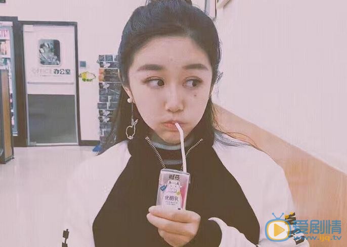 文吉儿可爱照 文吉儿高清写真_文吉儿高清剧照