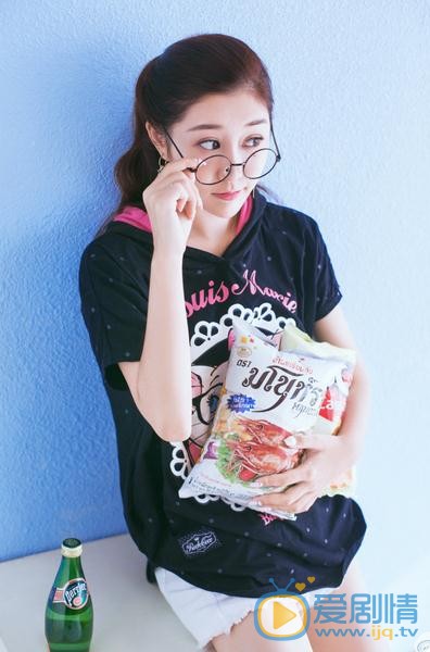 文吉儿随性写真 文吉儿高清写真_文吉儿高清剧照