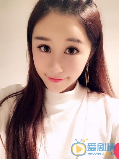文吉儿可爱照 文吉儿高清写真_文吉儿高清剧照