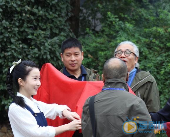 周奕彤片场照 周奕彤高清写真_周奕彤高清剧照