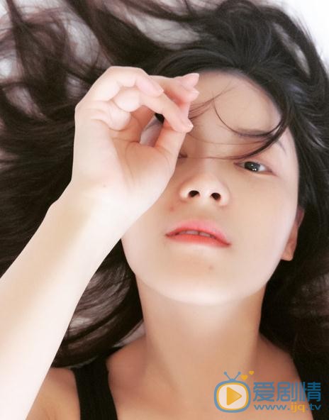 王浩燃生活照 王浩燃高清写真_王浩燃高清剧照