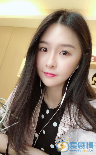阿冷素颜自拍照 阿冷高清写真_阿冷高清剧照