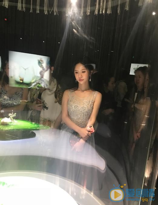 阿冷活动照 阿冷高清写真_阿冷高清剧照