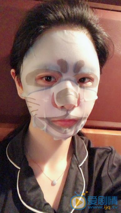 阿冷素颜自拍照 阿冷高清写真_阿冷高清剧照