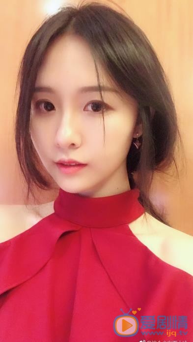 阿冷素颜自拍照 阿冷高清写真_阿冷高清剧照