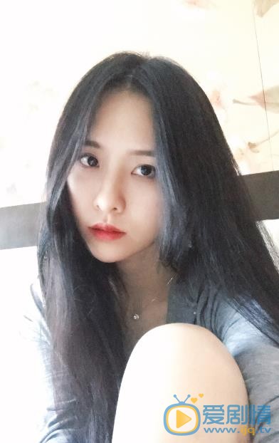 阿冷素颜自拍照 阿冷高清写真_阿冷高清剧照