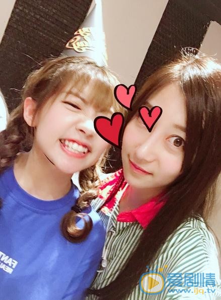 赖美云与人合照 赖美云高清写真_赖美云高清剧照