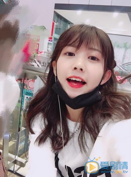 赖美云生活照 赖美云高清写真_赖美云高清剧照