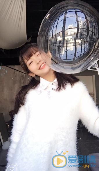 赖美云气质写真 赖美云高清写真_赖美云高清剧照