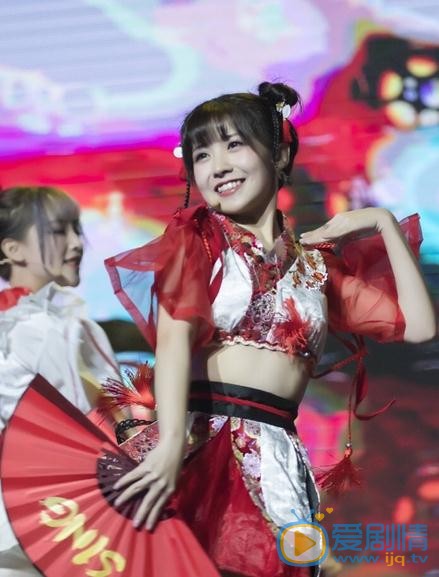 赖美云舞台照 赖美云高清写真_赖美云高清剧照