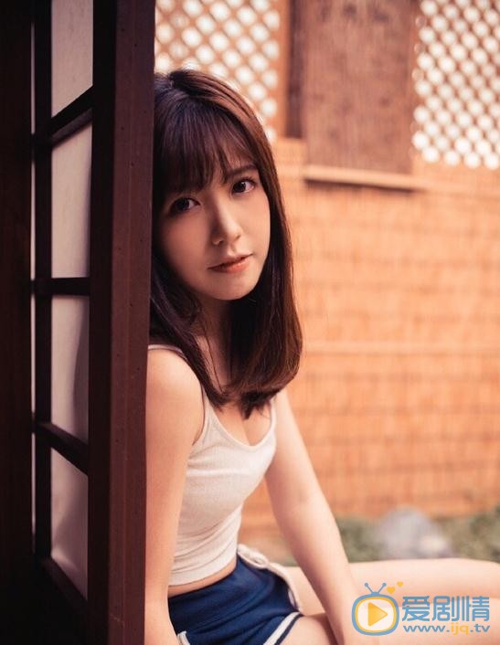 赖美云夏日写真 赖美云高清写真_赖美云高清剧照