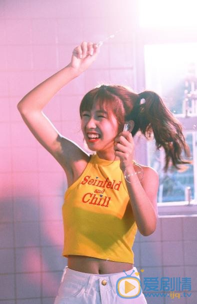 赖美云夏日写真 赖美云高清写真_赖美云高清剧照