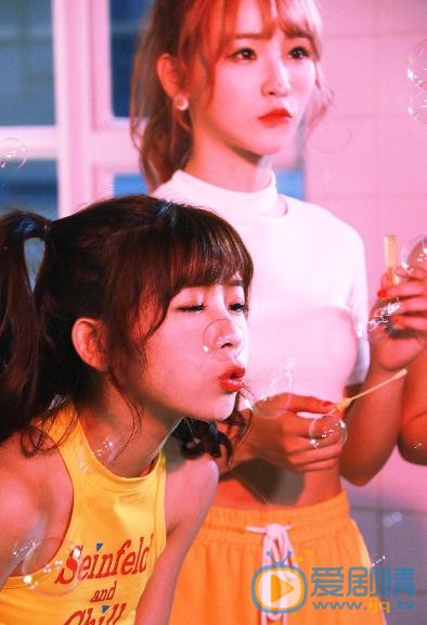 赖美云夏日写真 赖美云高清写真_赖美云高清剧照