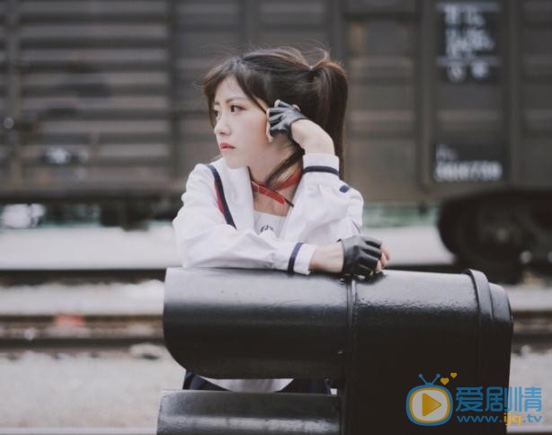 赖美云制服写真 赖美云高清写真_赖美云高清剧照