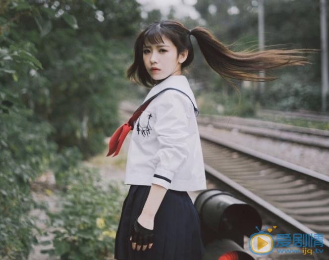 赖美云制服写真 赖美云高清写真_赖美云高清剧照