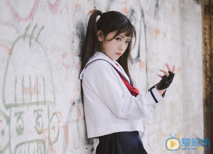 赖美云制服写真 赖美云高清写真_赖美云高清剧照