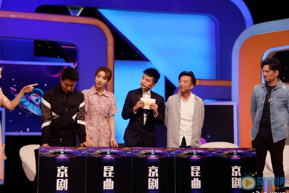 郑斯仁活动照 郑斯仁高清写真_郑斯仁高清剧照