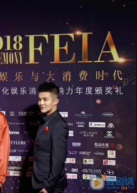 郑斯仁活动照 郑斯仁高清写真_郑斯仁高清剧照