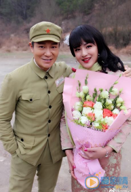郑斯仁女装反串 郑斯仁高清写真_郑斯仁高清剧照