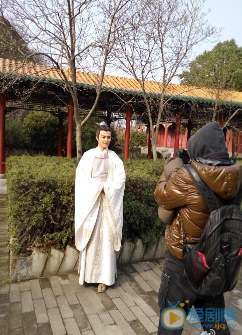 郑斯仁片场照 郑斯仁高清写真_郑斯仁高清剧照
