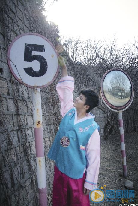 郑斯仁青涩少年照 郑斯仁高清写真_郑斯仁高清剧照