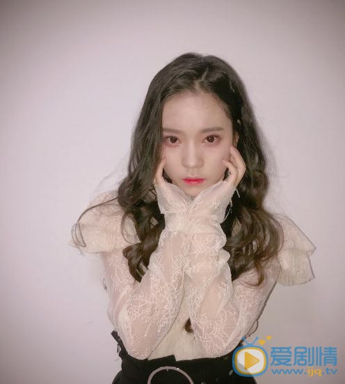 张紫宁写真 张紫宁高清写真_张紫宁高清剧照
