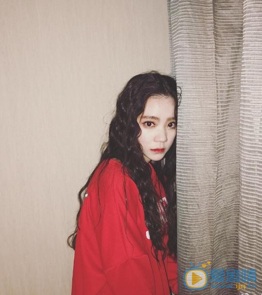 张紫宁写真 张紫宁高清写真_张紫宁高清剧照