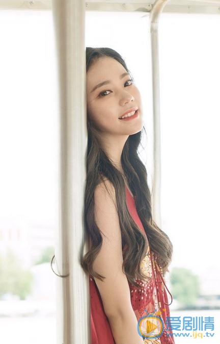 张紫宁写真 张紫宁高清写真_张紫宁高清剧照