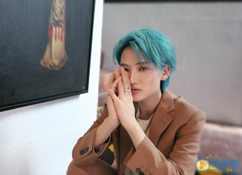王曼玉街拍大片 王曼玉高清写真_王曼玉高清剧照
