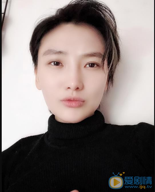 王曼玉素颜自拍照 王曼玉高清写真_王曼玉高清剧照