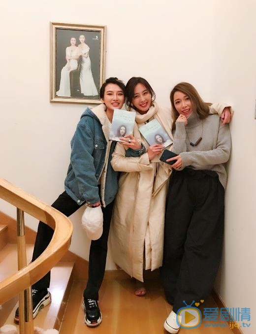 王曼玉生活照 王曼玉高清写真_王曼玉高清剧照