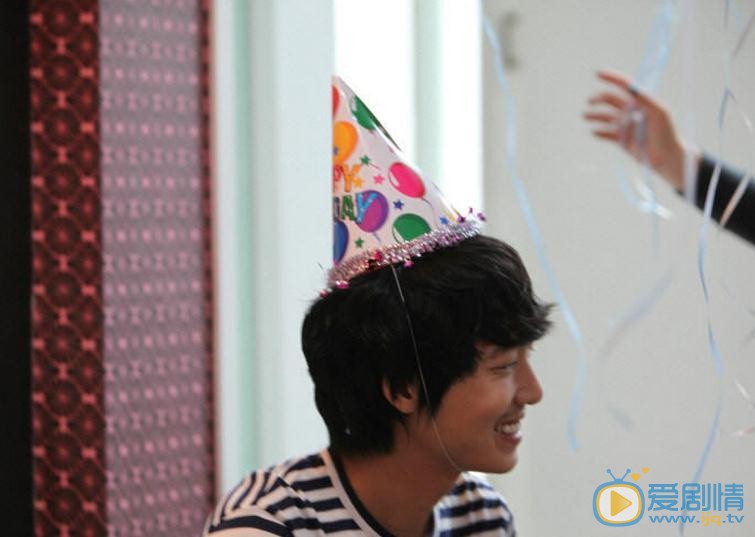 郑敬淏生日照 郑敬淏高清写真_郑敬淏高清剧照