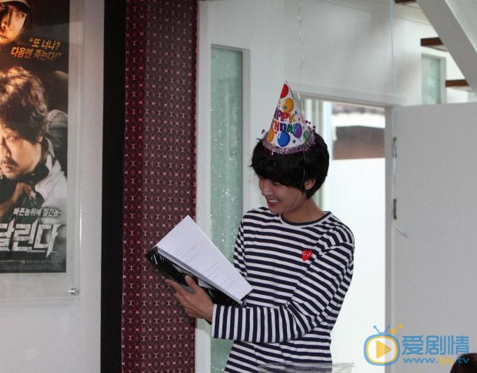 郑敬淏生日照 郑敬淏高清写真_郑敬淏高清剧照